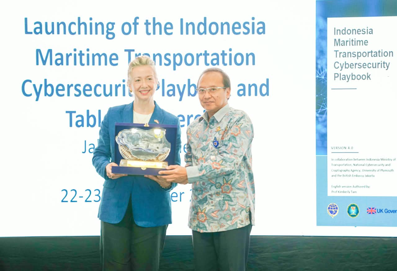 Perkuat Keamanan Siber Sektor Maritim, Kemenhub Bersama Kedutaan Besar Inggris Luncurkan Indonesia Maritime Transportation Cybersecurity Playbook